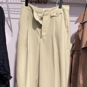 Madewell The Petite Rosedale High-Rise Straight Pant in Crepe